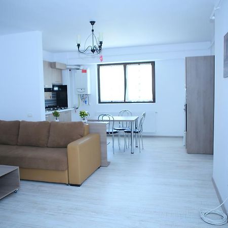 Rcc Apartaments Focsani Ngoại thất bức ảnh