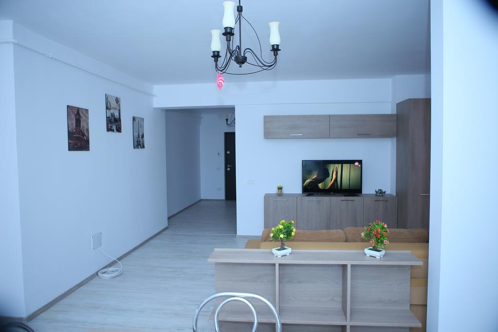 Rcc Apartaments Focsani Ngoại thất bức ảnh